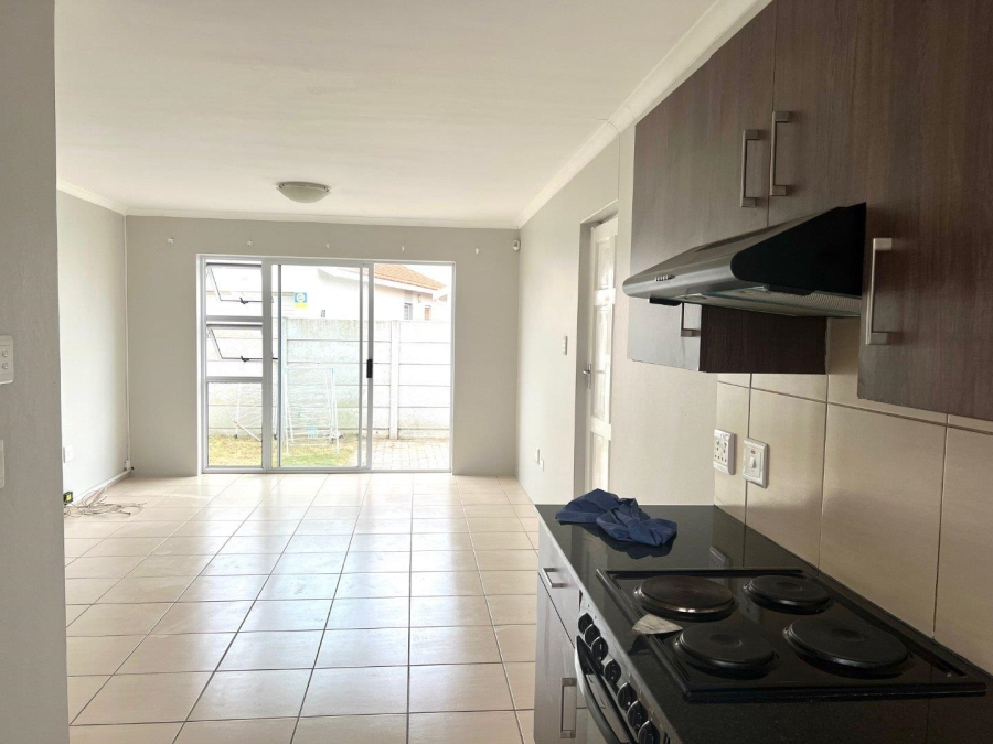 To Let 2 Bedroom Property for Rent in Fairview Eastern Cape